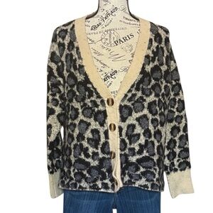 **WILLOW & CLAY Sweater Cardigan Button Down Deep V-Neck long sleeve S